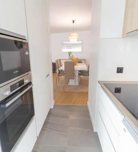 Saint Lucas * Funchal (Madeira)